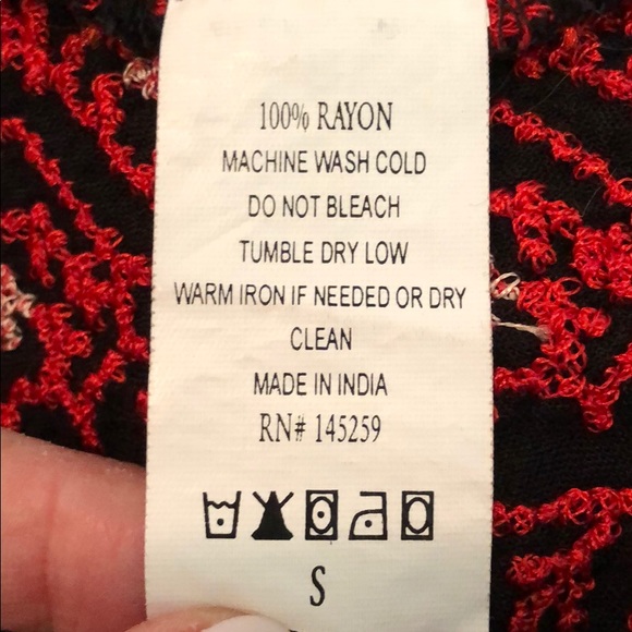 EUC Eyes of Simone tunic - size small - Picture 5 of 5